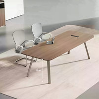 Table de conférence longue, simple et moderne, pour salle de réunion, bureau, formation et négociation