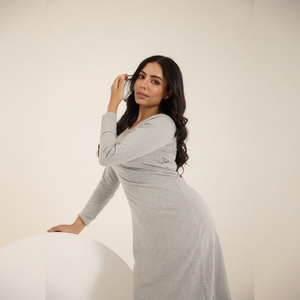 Robe longue en tricot gris à col en V, manches longues, moulante, décontractée, couleur unie, toutes saisons, respirante, 100% coton - Product Image 1