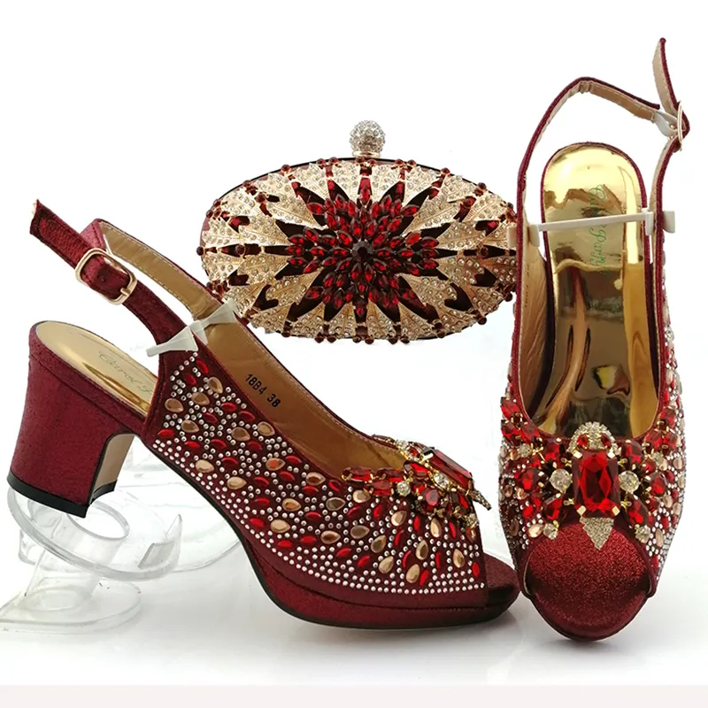 Offre Spéciale Nigeria nouveau cristal embelli Vamp avec oeuf d'oie forme pochette dames bout ouvert talons hauts chaussures chaussures sacs ensemble