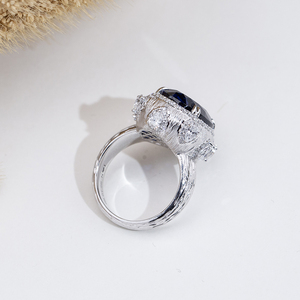 Anillo Messi Gems MSR-2081 de 10k con zafiro azul real de corte ovalado y diamante cultivado en laboratorio - Product Image 5