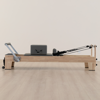 Machine de Pilates Reformer en bois de chêne commercial avec équipement fixe pour studio et salle de sport à domicile