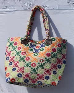 Sac bohème Banjara de style indien, sac vintage Hobo, sac ethnique brodé à la main avec des fleurs, deux sangles, sac léger - Product Image 2