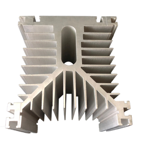 Dissipateur thermique d'aileron de profil en aluminium de la coutume 6063 avec la surface anodisée pour le refroidissement de rendement élevé - Product Image 3