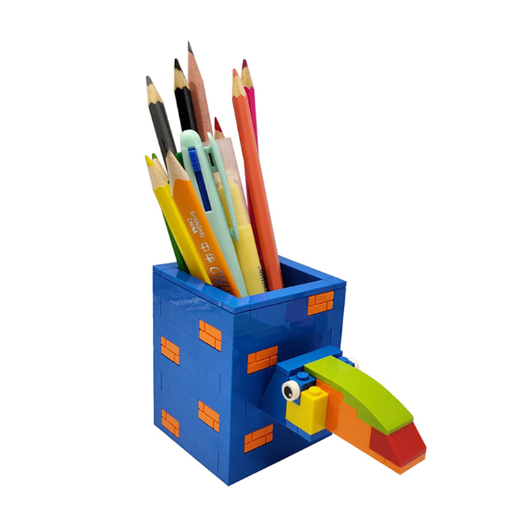 Оптовая продажа с фабрики, набор строительных блоков для животных на заказ, квадратная новинка, стационарная необычная индивидуальная подставка для карандашей и ручек