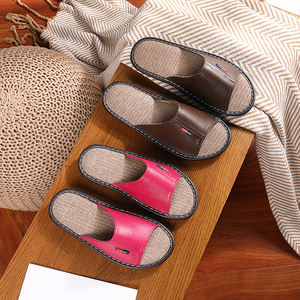 Vente en gros de pantoufles d'été personnalisées pour hommes, pantoufles en cuir de <span class=keywords><strong>mouton</strong></span> pour garçons, imperméables, antidérapantes, légères et respirantes - Product Image 5