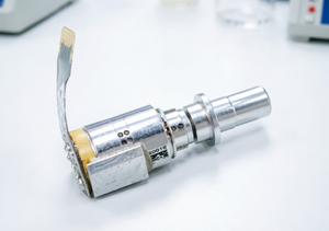 Módulo Transmisor Láser DFB MQW TOSA LC de 25G y 1310nm de Alto Rendimiento para Comunicación por Fibra Óptica Monomodo - Product Image 2