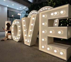 Cartelera <span class=keywords><strong>LED</strong></span> Personalizada con Letras de Luz, Cartelera con Iluminación LOVE, <span class=keywords><strong>Canal</strong></span> Publicitario <span class=keywords><strong>para</strong></span> Fiestas de Boda, Decoraciones al Aire Libre - Product Image 2
