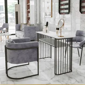 Modern MDF ahşap tırnak salonu mobilyası tasarım Metal manikür masası ve sandalye mobilya özelleştirmek