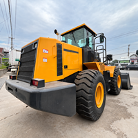 CE-Zertifizierter 4WD Radlader mit Hydraulischer Wärmeableitung 30 °   Kletterfähige 5-Tonnen-Frontlader für den Bergbau