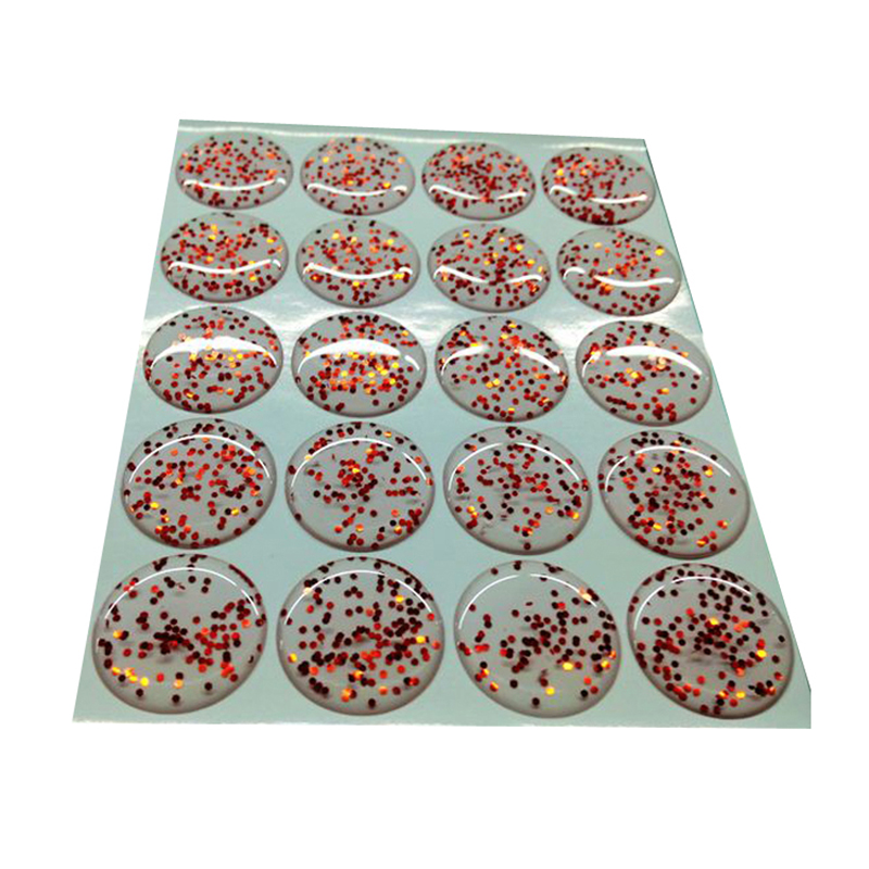 มีสีสัน