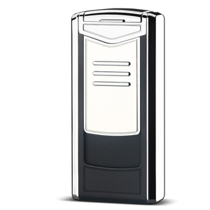 Nouveau style Triple Flames Cigar Windproof Premium Torch Briquet pour la vente en gros - Product Image 1