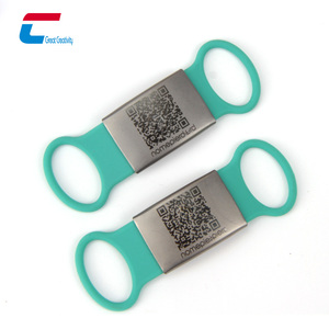 Silicona grabada personalizada con etiquetas de identificación de mascotas de perro de metal Etiquetas de collar en blanco para grabado láser Código QR - Product Image 2