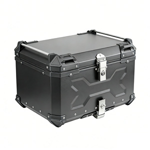 Boîte à bagages arrière pour moto 65L noire X Design F2-MOTO en alliage d'aluminium - Product Image 2
