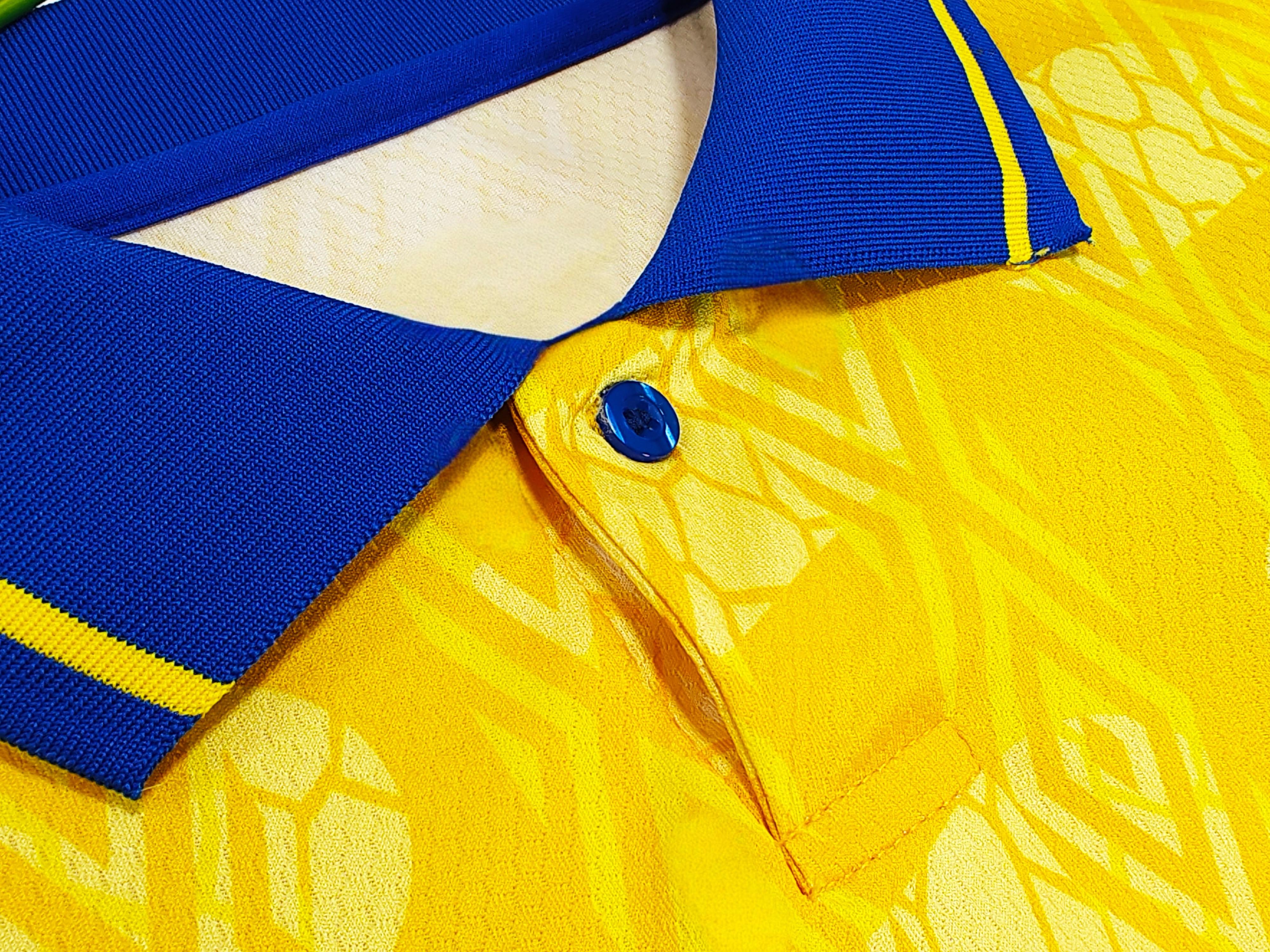 Bleu foncé 1994 domicile