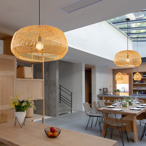 โคมไฟเพดานสไตล์นอร์ดิกทรงกลม วัสดุหวายไม้ ขั้วหลอด E27 หัวเดียว เหมาะสำหรับห้องนั่งเล่น ห้องนอน ห้องทำงาน - Product Image 3