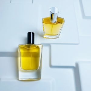 Botol parfum kaca transparan wanita, penyemprot kaca kosmetik bulat kosong persegi panjang 30Ml 50Ml - Product Image 1