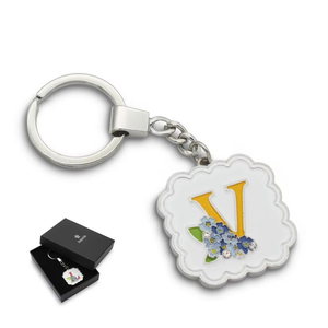 Personnalisation de haute qualité Style moderne porte-clés en métal Floral strass anglais lettre V porte-clés pour décoration sac à dos - Product Image 1