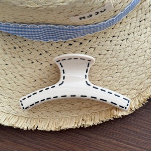 กิ๊บติดผมเดนิมสุดหรูสำหรับเด็กผู้หญิง สีฟ้า อะซิเตท ประดับเพชรน้ำ ดีไซน์รูปฉลาม สไตล์เกาหลี กิ๊บพลาสติก - Product Image 5