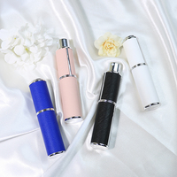 Flacons en verre rechargeables portables de 10 ml avec pompe en peau d'agneau détachable, distributeur de parfum Sayer