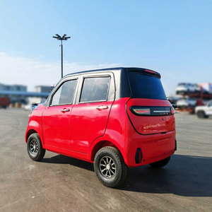 XCEGO Chic, Mini Auto Eléctrico de 4 Ruedas, Compacto y Apto para Adultos, con 2 Años de Garantía y Pintura con Tecnología 3K para el Desplazamiento Diario Urbano - Product Image 1