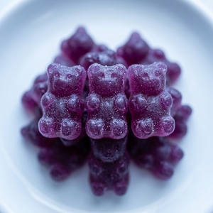 Gomitas de Melatonina OEM con Maracuyá y Manzanilla para un Sueño Reparador - Product Image 3
