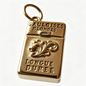 Gauloises Blondes Etiqueta Rectangular Chapada en Oro con Grabado de Larga Duración y Encanto Antiguo - Product Image 2