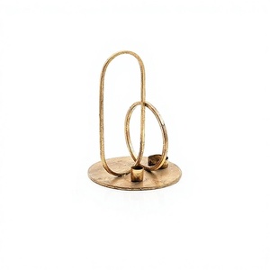 Porte-bougie en aluminium couleur or de qualité supérieure pour la décoration de la maison, des hôtels et des restaurants - Product Image 1