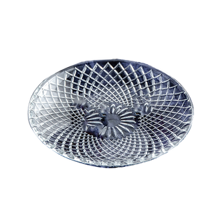 أطباق زجاجية الأكثر مبيعاً دائرية شفافة للحلويات قابلة لإعادة الاستخدام بنقوش بارزة من الكريستال لتقديم الفواكه والطعام - Product Image 4