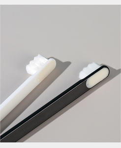 Brosse à dents pour animaux de compagnie à millions de poils souples, double tête, pour l'élimination de la plaque dentaire et du tartre chez les chats et les chiens - Product Image 2
