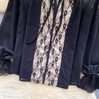 Chemise ample à manches longues pour femme, avec empiècements en dentelle et col noué, élégante pour le bureau