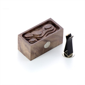 Diffuseur d'arômes en bois massif sculpté en 3D, noyer noir, pour l'intérieur de la voiture, sans électricité - Product Image 3