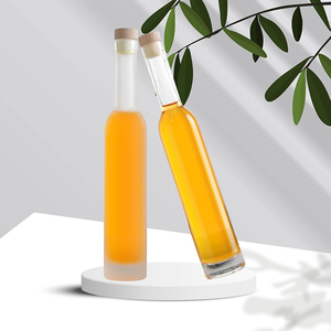 Bouteilles en verre vides MAYSURE en gros <span class=keywords><strong>pour</strong></span> vodka et <span class=keywords><strong>gin</strong></span>, 500ml-1000ml, rondes, élégantes, avec marquage à <span class=keywords><strong>chaud</strong></span> - Product Image 5