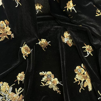Tela de Terciopelo Otoño Invierno con Bordado Dorado, Tela al por Mayor para Abayas Musulmanas de Oriente Medio, Túnica Larga Modesta