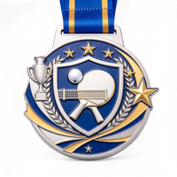 Médaille personnalisée de tennis de table en émail bleu argenté, motif bouclier et raquette, avec étoile en relief 3D, pour le championnat