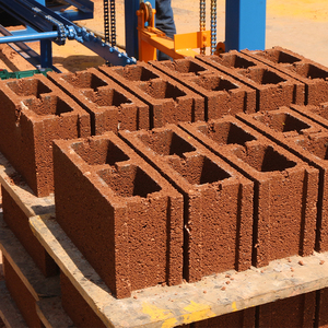 Machine à fabriquer des blocs automatique bibo QT4-18, équipement à haute efficacité pour une entreprise rentable - Product Image 6