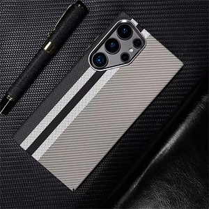 Coque de téléphone magnétique intégrale texturée en <span class=keywords><strong>fibre</strong></span> de carbone avec veilleuse pour Samsung S26 PLUS - Product Image 6