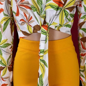 Conjunto de 2 Piezas para Mujer, Estilo Casual Europeo Americano, Camisa Holgada con Cuello en V y Estampado Otoñal, Transpirable, de Manga Larga, y Pantalones Anchos - Product Image 6