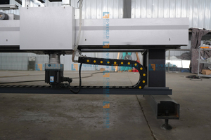 Centro de Trabajo Vertical para Vidrio E-WORLD, Máquina CNC para Perforación y Fresado de Vidrio - Product Image 3