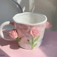Vente directe d'usine Style moderne 350ml tasse en céramique tenue dans la main irrégulière en trois dimensions fleur Rose tulipe tasse