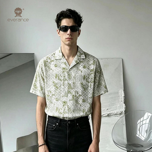 Camicia Estiva da Uomo Verde Floreale in Rete Traspirante ODM 145gsm con Ricamo Geometrico a Occhiello Elasticizzato Stile Cubano per Vacanze - Product Image 2