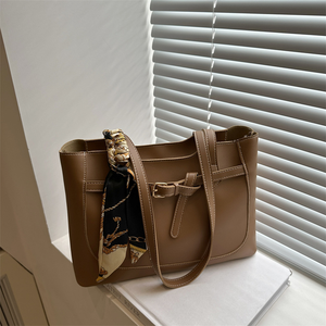 Sac fourre-tout en <span class=keywords><strong>cuir</strong></span> PU grande capacité avec décoration en écharpe pour le <span class=keywords><strong>travail</strong></span> et l'usage quotidien - Product Image 3