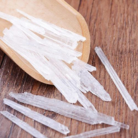 Vente en gros de morceaux de glace en cristal de L-menthol de qualité alimentaire Cas 2216 Cristal de menthol d'herbe utilise des additifs pour la crème glacée de confiserie