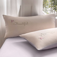 Ensemble de literie en soie brodée de dessins animés de luxe, quatre pièces, ensemble de couette brodée en coton