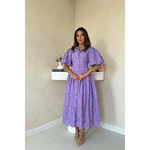 Vestido plisado lila con corte en A, mangas abullonadas, cuello vuelto, cintura natural, tela tejida transpirable, para uso diario informal. - Product Image 4