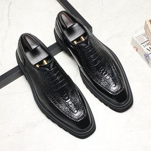High Quality Luxury Men's Square Formal <b>Shoes</b> Stylish High End Oxford Patchwork Print Autumn Party Leather <b>Shoes</b> <b>Height</b> - Product Image 1