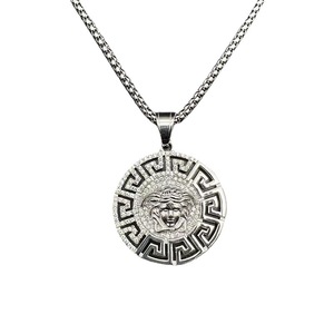 Collier Pendentif Tendance en Acier Inoxydable Tête de Méduse Géométrique Sertie Pavé Bijou Unisexe pour Fête - Product Image 5