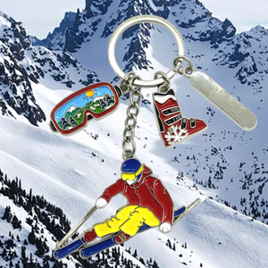 Logo personnalisé alliage métal <span class=keywords><strong>alpes</strong></span> montagne ornement souvenir porte-clés ski ornements porte-clés - Product Image 2