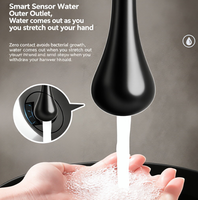 Robinet de plafond artistique en cuivre en forme de goutte d'eau avec capteur à détection manuelle. Robinet thermostatique moderne haut de gamme à jet de pluie doux