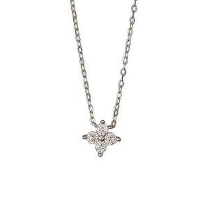 Collar de Lujo Coreano de Plata Esterlina 925 al por Mayor con Colgante de Trébol de Cuatro Hojas de Circón Chapado en Oro de 18k para Mujer - Product Image 3