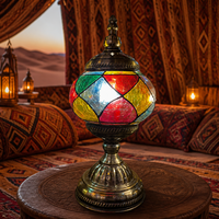 Lampe de table en verre teinté de style marocain, style turc, Marrakech